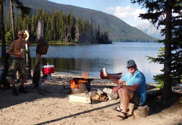 Campen auf einer einsamen Insel