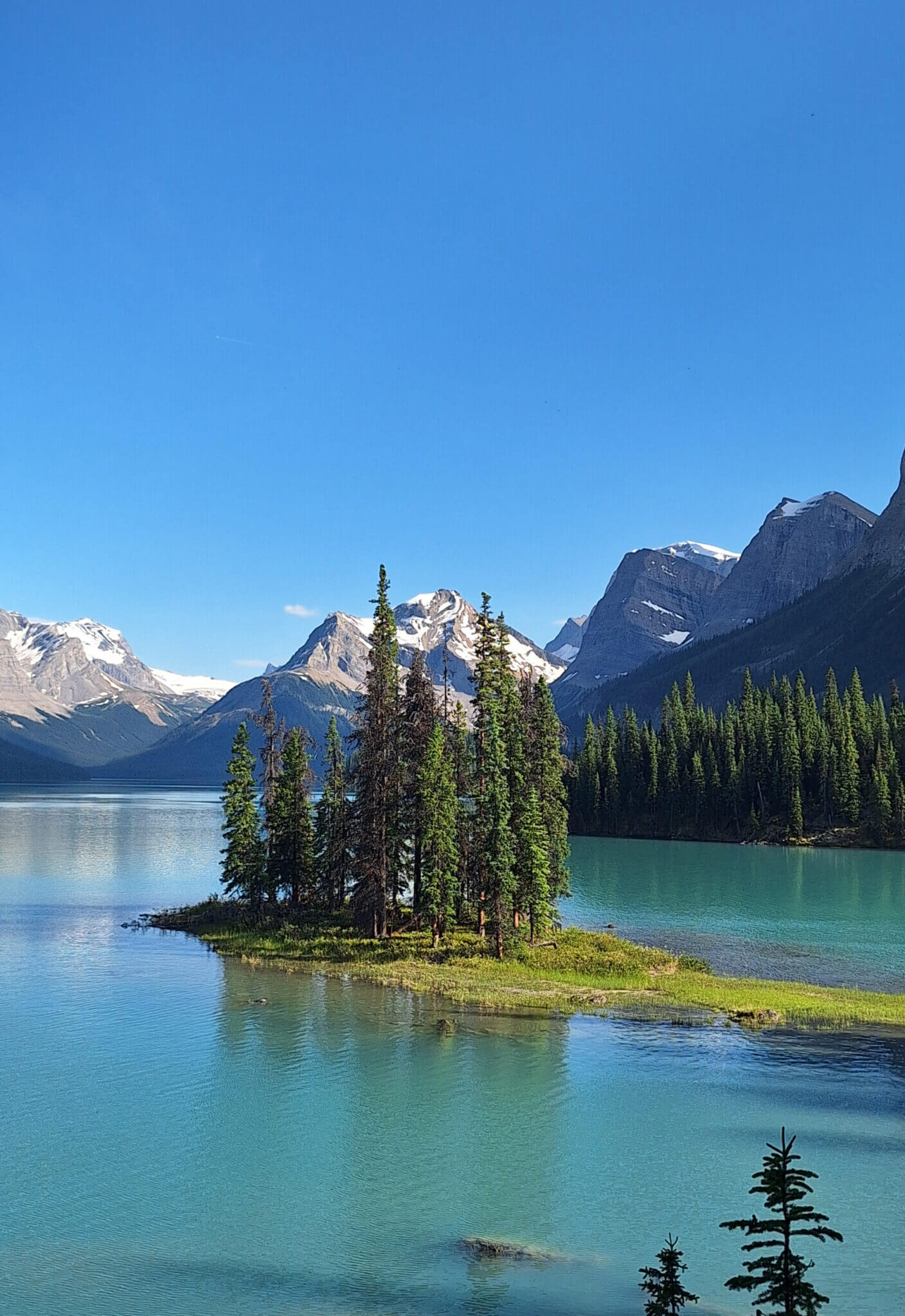 Spirit Island, die weltberühmte Halbinsel im Maligne Lake im Jasper-Nationalpark